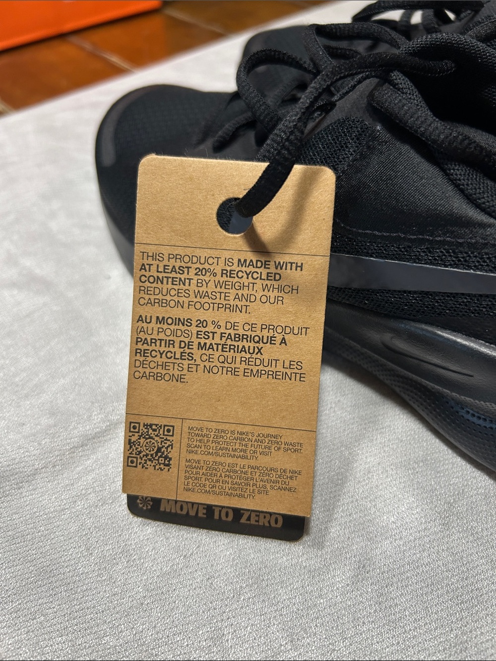 Nike Revolution New sneakers triple black- running - unisex 8.5 - Picture 10 of 10